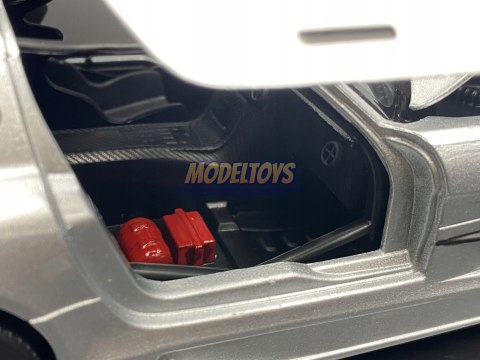 Mercedes Benz SLS AMG GT3 1:24 Motormax 73356 Mercedes Benz SLS AMG GT3 1:24 Motormax 73356