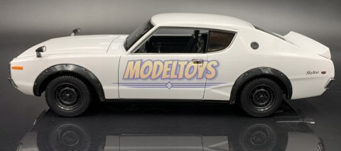 Nissan SKYLINE 2000 GT-R 1973 1:24 Maisto 31528 Nissan SKYLINE 2000 GT-R 1973 1:24 Maisto 31528