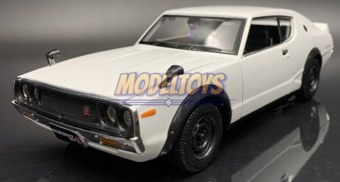 Nissan SKYLINE 2000 GT-R 1973 1:24 Maisto 31528 Nissan SKYLINE 2000 GT-R 1973 1:24 Maisto 31528