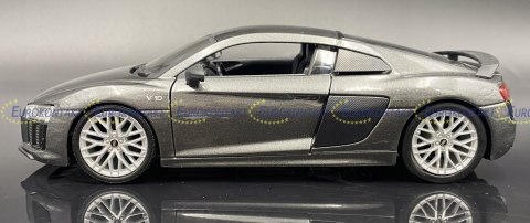AUDI R8 V10 plus grey 1:24 model Maisto 31513 AUDI R8 V10 plus grey 1:24 model Maisto 31513