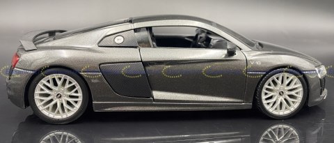 AUDI R8 V10 plus grey 1:24 model Maisto 31513 AUDI R8 V10 plus grey 1:24 model Maisto 31513