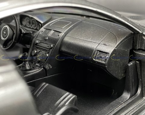 Aston Martin V12 Vantage grey model Welly 1:24 Aston Martin V12 Vantage grey model Welly 1:24