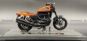 HARLEY DAVIDSON XR 1200X 2011 orange 1:18 Maisto
