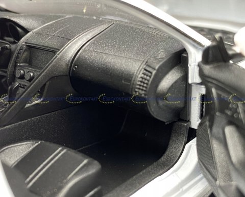 Jaguar F-Type Coupe white model 1:24 Welly 24060 Jaguar F-Type Coupe white model 1:24 Welly 24060