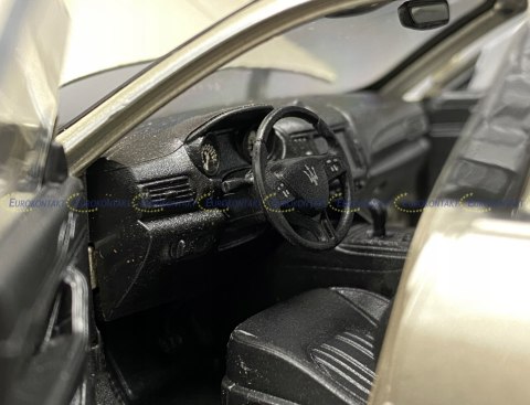 MASERATI LEVANTE gold model WELLY 1:24 MASERATI LEVANTE gold model WELLY 1:24