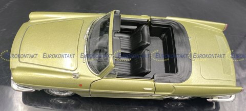 Renault Caravelle1964 model 24068C Welly 1:24 Renault Caravelle1964 model 24068C Welly 1:24