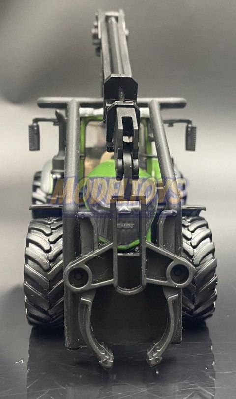 Traktor leśny FENDT 1050 Vario napęd BBURAGO metal Traktor leśny FENDT 1050 Vario napęd BBURAGO metal
