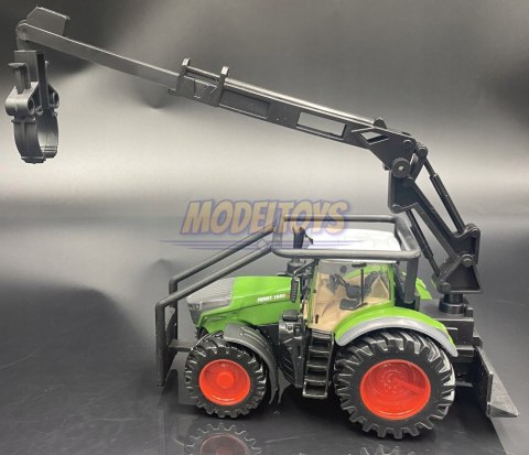 Traktor leśny FENDT 1050 Vario napęd BBURAGO metal Traktor leśny FENDT 1050 Vario napęd BBURAGO metal