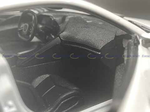 Chevrolet CORVETTE Stingray 2020 1:24 Maisto 31534 Chevrolet CORVETTE Stingray 2020 1:24 Maisto 31534