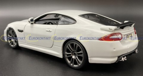 JAGUAR XKR-S metalowy model Bburago 1:24 21063 JAGUAR XKR-S metalowy model Bburago 1:24 21063