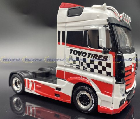 Mercedes ACTROS GigaSpace Custom Cabs Bburago 1:43 Mercedes ACTROS GigaSpace Custom Cabs Bburago 1:43
