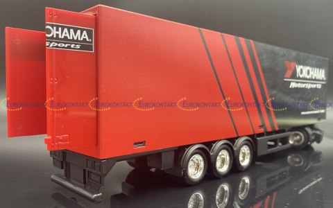 Mercedes Actros naczepa Yokohama Bburago 1:43 Mercedes Actros naczepa Yokohama Bburago 1:43