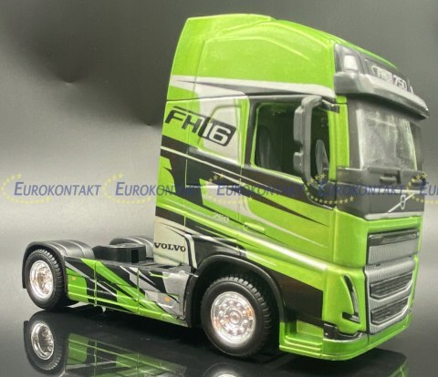 VOLVO FH16 Custom Cabs green 32204 Bburago 1:43 VOLVO FH16 Custom Cabs green 32204 Bburago 1:43