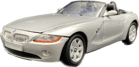 BMW Z4 Roadster model 1:24 Motormax 73269 BMW Z4 Roadster model 1:24 Motormax 73269