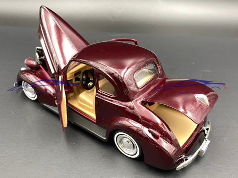 Chevrolet Coupe 1939 1:24 Motormax 73247 Chevrolet Coupe 1939 1:24 Motormax 73247