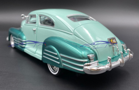 Chevy Aerosedan Fleetline '48 1:24 Motormax 79027 Chevy Aerosedan Fleetline '48 1:24 Motormax 79027