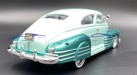 Chevy Aerosedan Fleetline '48 1:24 Motormax 79027 Chevy Aerosedan Fleetline '48 1:24 Motormax 79027