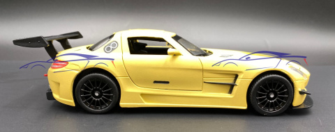 Mercedes Benz SLS AMG GT3 1:24 Motormax 79501 Mercedes Benz SLS AMG GT3 1:24 Motormax 79501