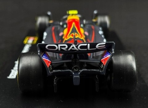 RB18 F1 RedBull 2022 #11 Perez KASK BBurago 1:43 RB18 F1 RedBull 2022 #11 Perez KASK BBurago 1:43