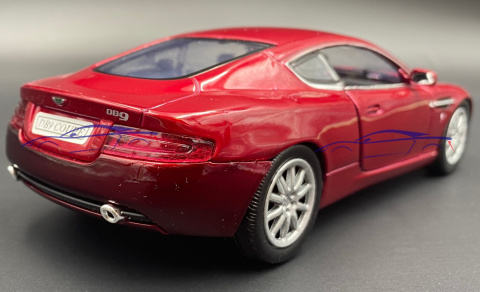 Aston Martin DB9 Coupe 1:24 model Motormax 73321 Aston Martin DB9 Coupe 1:24 model Motormax 73321