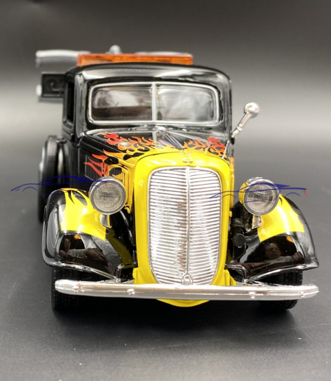 Ford Pickup 1937 1:24 Motormax 75341 Ford Pickup 1937 1:24 Motormax 75341