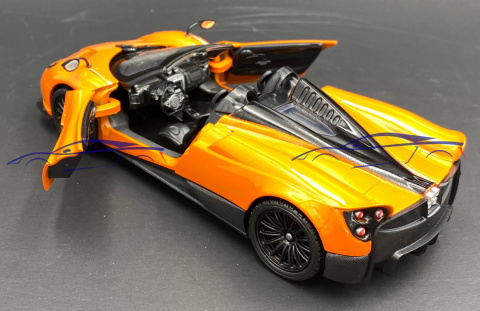 PAGANI Huayra Roadster 1:24 Motormax 79354 PAGANI Huayra Roadster 1:24 Motormax 79354