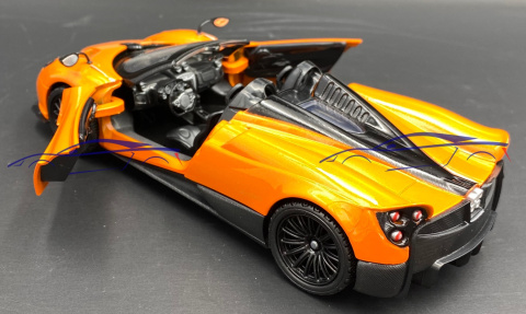PAGANI Huayra Roadster 1:24 Motormax 79354 PAGANI Huayra Roadster 1:24 Motormax 79354