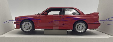 BMW M3 (E30) 1986 1:24 model Bburago 21100 red BMW M3 (E30) 1986 1:24 model Bburago 21100 red