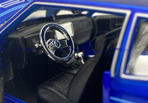 Chevrolet Monte Carlo SS 1:24 32542 Maisto Design Chevrolet Monte Carlo SS 1:24 32542 Maisto Design