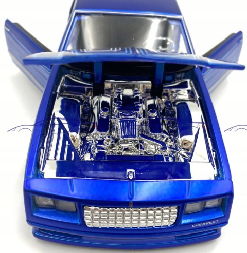 Chevrolet Monte Carlo SS 1:24 32542 Maisto Design Chevrolet Monte Carlo SS 1:24 32542 Maisto Design