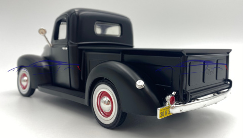 Ford Pickup 1940 1:18 model Motormax 73170