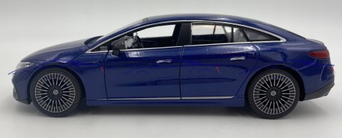 MERCEDES BENZ EQS 2022 1/27 dark blue Maisto 32902 MERCEDES BENZ EQS 2022 1/27 dark blue Maisto 32902