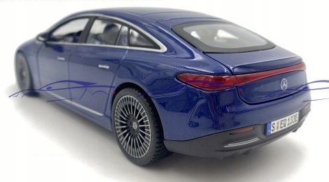 MERCEDES BENZ EQS 2022 1/27 dark blue Maisto 32902 MERCEDES BENZ EQS 2022 1/27 dark blue Maisto 32902