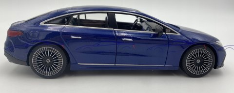 MERCEDES BENZ EQS 2022 1/27 dark blue Maisto 32902 MERCEDES BENZ EQS 2022 1/27 dark blue Maisto 32902