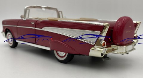 CHEVROLET BEL AIR cabrio 1957 1:18 model LDC 92108 CHEVROLET BEL AIR cabrio 1957 1:18 model LDC 92108