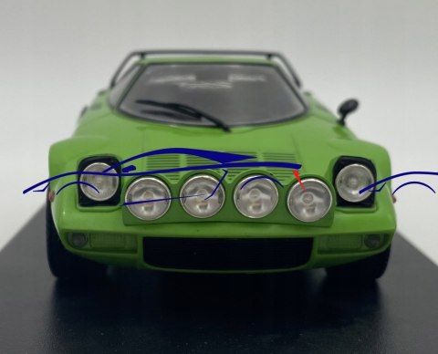 Lancia Stratos HF 1975 124158 WhiteBox 1:24 Lancia Stratos HF 1975 124158 WhiteBox 1:24