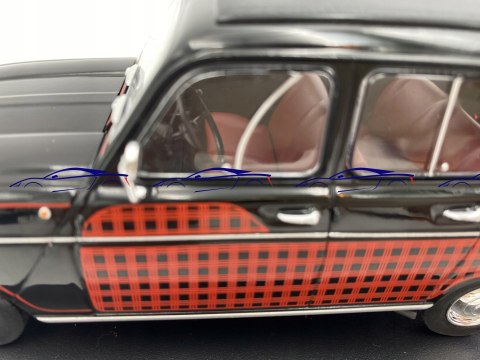 RENAULT 4L Parisienne 1964 model WhiteBox 1:24 RENAULT 4L Parisienne 1964 model WhiteBox 1:24