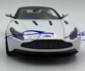 Aston Martin DB11 white 1:24 model Motormax 79345