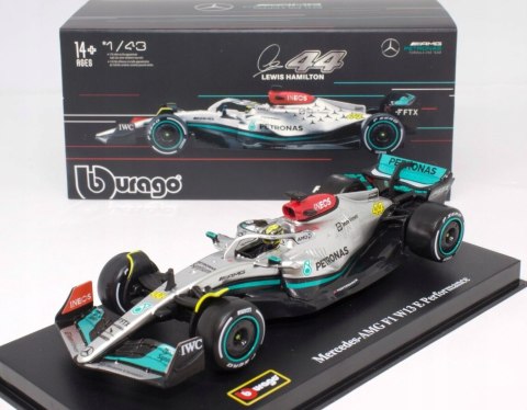 Bolid F1 Mercedes W13 Hamilton KASK BBurago 1:43 Bolid F1 Mercedes W13 Hamilton KASK BBurago 1:43