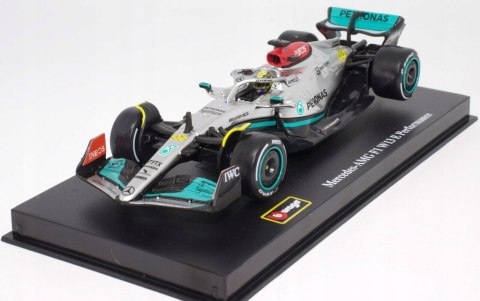Bolid F1 Mercedes W13 Hamilton KASK BBurago 1:43 Bolid F1 Mercedes W13 Hamilton KASK BBurago 1:43