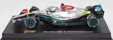 Bolid F1 Mercedes W13 Hamilton KASK BBurago 1:43 Bolid F1 Mercedes W13 Hamilton KASK BBurago 1:43