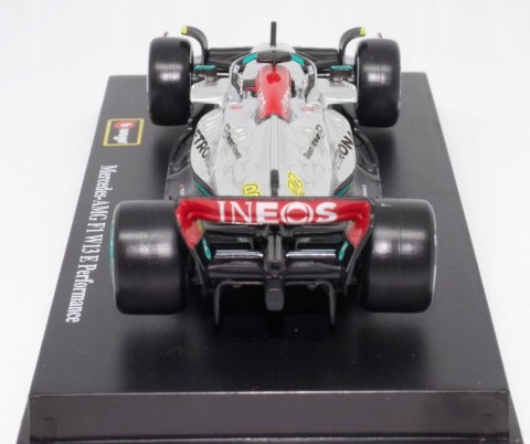 Bolid F1 Mercedes W13 Hamilton KASK BBurago 1:43 Bolid F1 Mercedes W13 Hamilton KASK BBurago 1:43