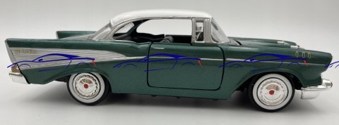 Chevrolet Bel Air 1957 1:24 Motormax 73228 Chevrolet Bel Air 1957 1:24 Motormax 73228