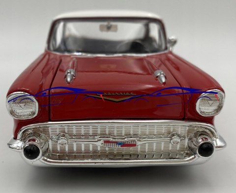 Chevrolet Bel Air 1957 1:24 red Motormax 73228 Chevrolet Bel Air 1957 1:24 red Motormax 73228