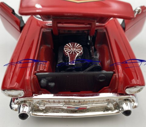 Chevrolet Bel Air 1957 1:24 red Motormax 73228 Chevrolet Bel Air 1957 1:24 red Motormax 73228