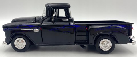 Chevy 1955 Stepside Pickup 1:24 Motormax 73236 Chevy 1955 Stepside Pickup 1:24 Motormax 73236