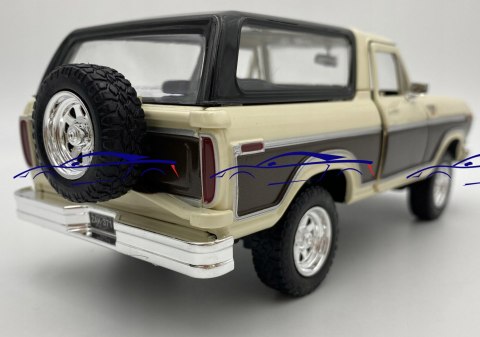 Ford Bronco (hard top) 1978 1:24 Motormax 79371 Ford Bronco (hard top) 1978 1:24 Motormax 79371