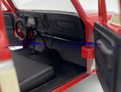 Ford F-150 Custom Pickup 1979 1:24 Motormax 79346 Ford F-150 Custom Pickup 1979 1:24 Motormax 79346