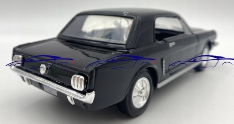Ford MUSTANG 1/2 coupe 1964 1:24 Motormax 73273 Ford MUSTANG 1/2 coupe 1964 1:24 Motormax 73273