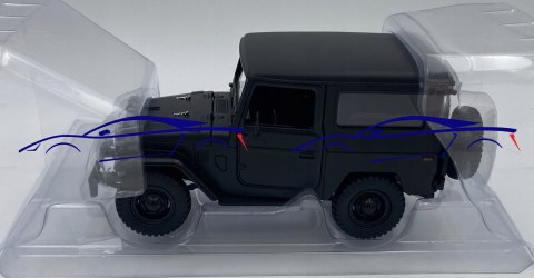 Toyota FJ 40 Hard Top 1:24 black Motormax 79323 Toyota FJ 40 Hard Top 1:24 black Motormax 79323